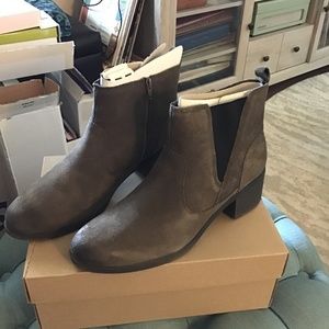 Clark’s Dark Taupe Suede Boots